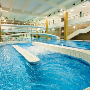 Autumn Package with breakfast or half board and entrance to the Bedřichov Water Paradise