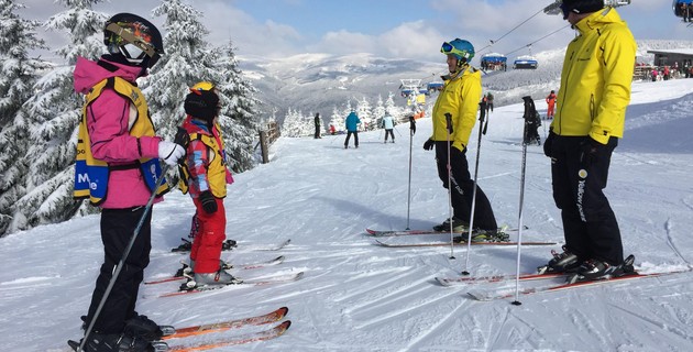 Ski rental and ski school