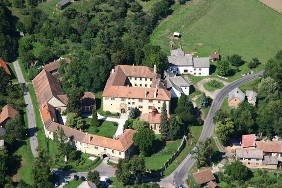 Burg uns Schloss Stare Hrady