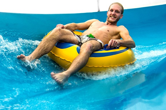 Inflatable ring slide