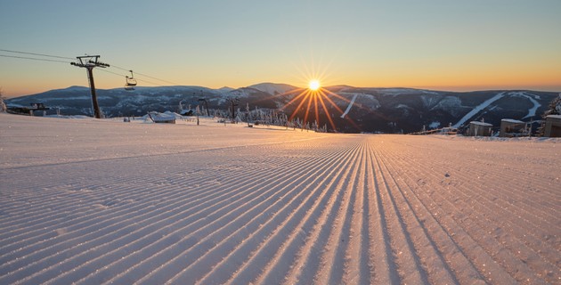 Skiing and buying ski passes at the best prices