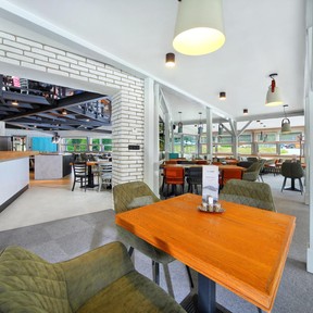 Autumn Package with breakfast or half board and entrance to the Bedřichov Water Paradise
